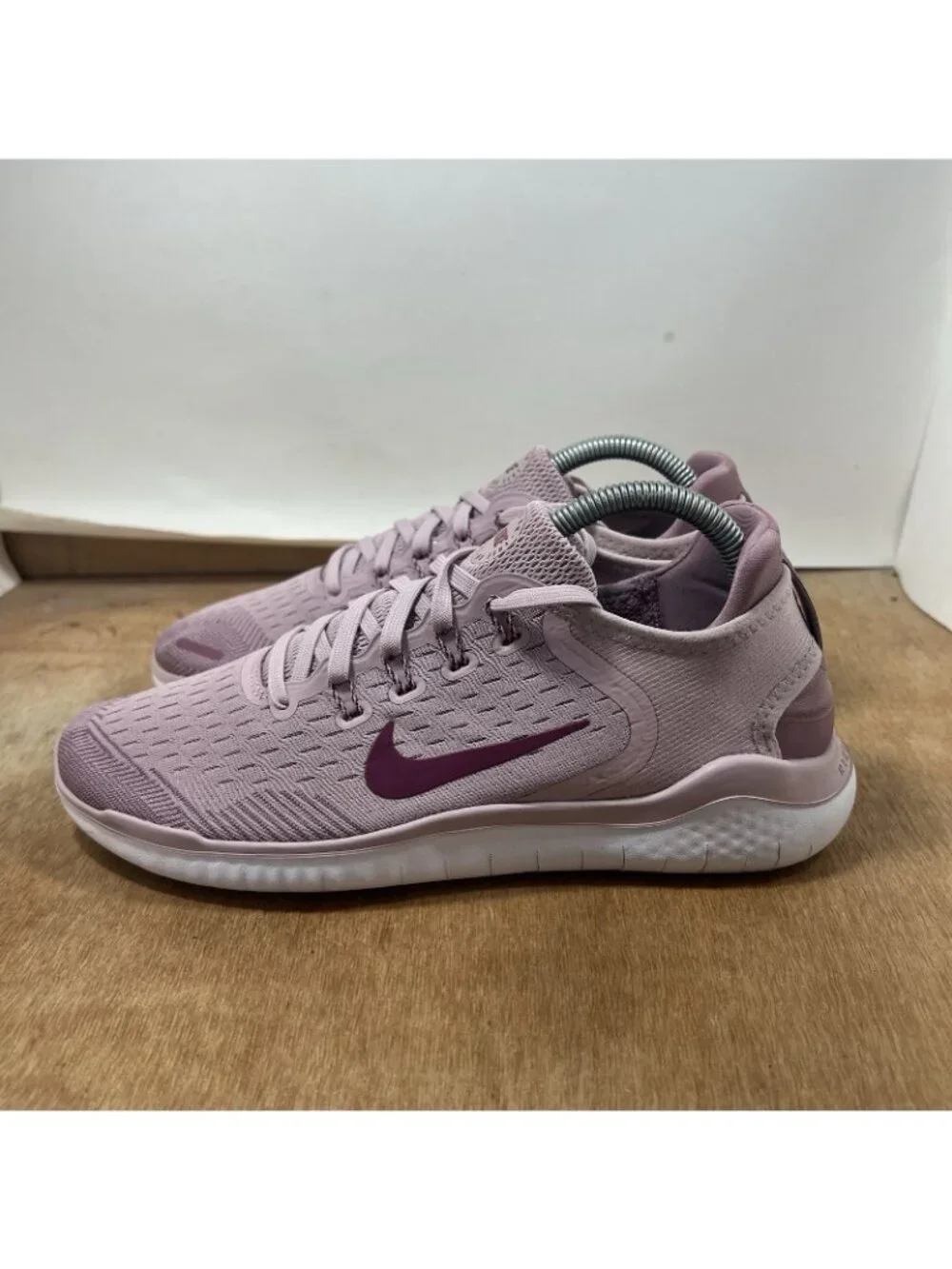Nike Free RN 2018 Women's Size 9 Running Shoes Plum Chalk True Berry
